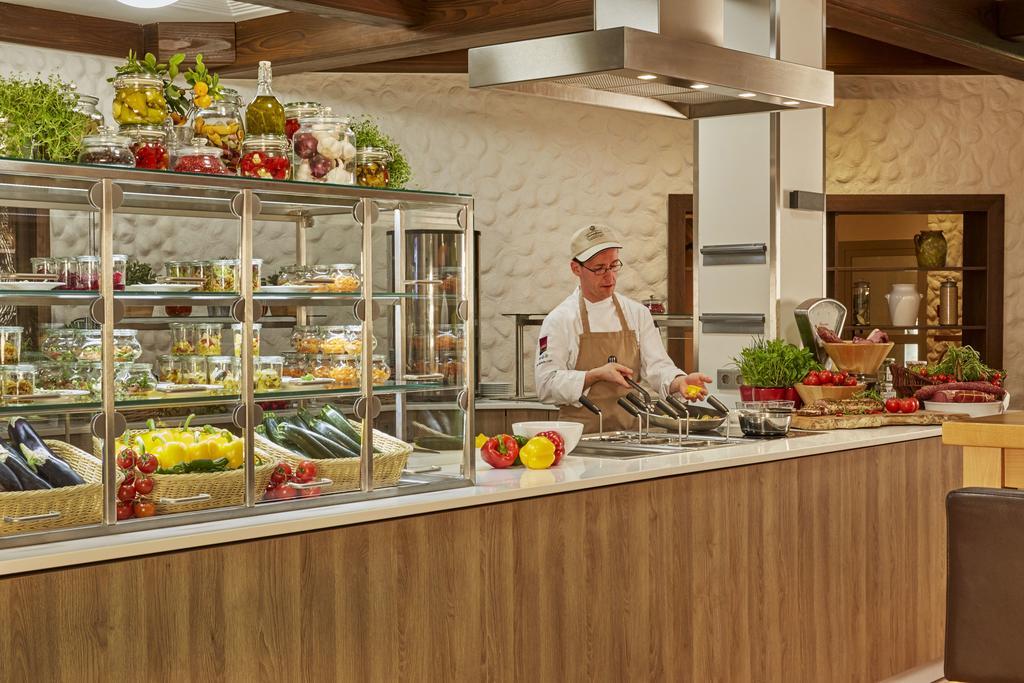 H+ Hotel Willingen Вилинген Екстериор снимка